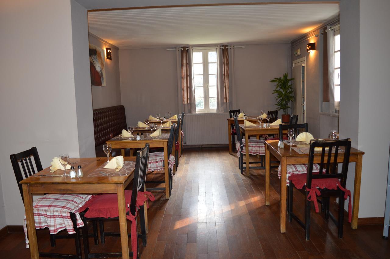 La Maison D'Hoursentut Hotel กอมปอง ภายนอก รูปภาพ